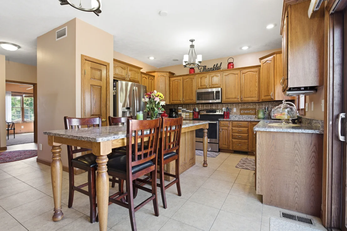 Photo of 2102 Laurel Park Place