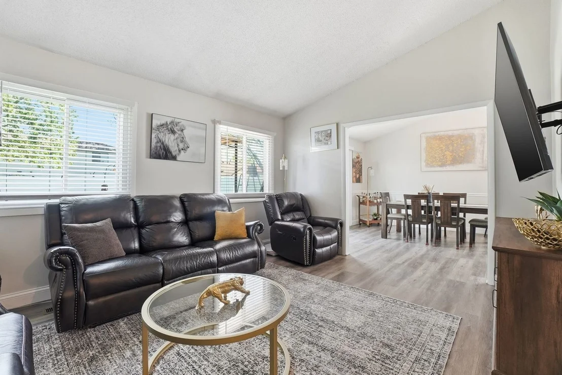 Photo of 3895 Clipper Drive