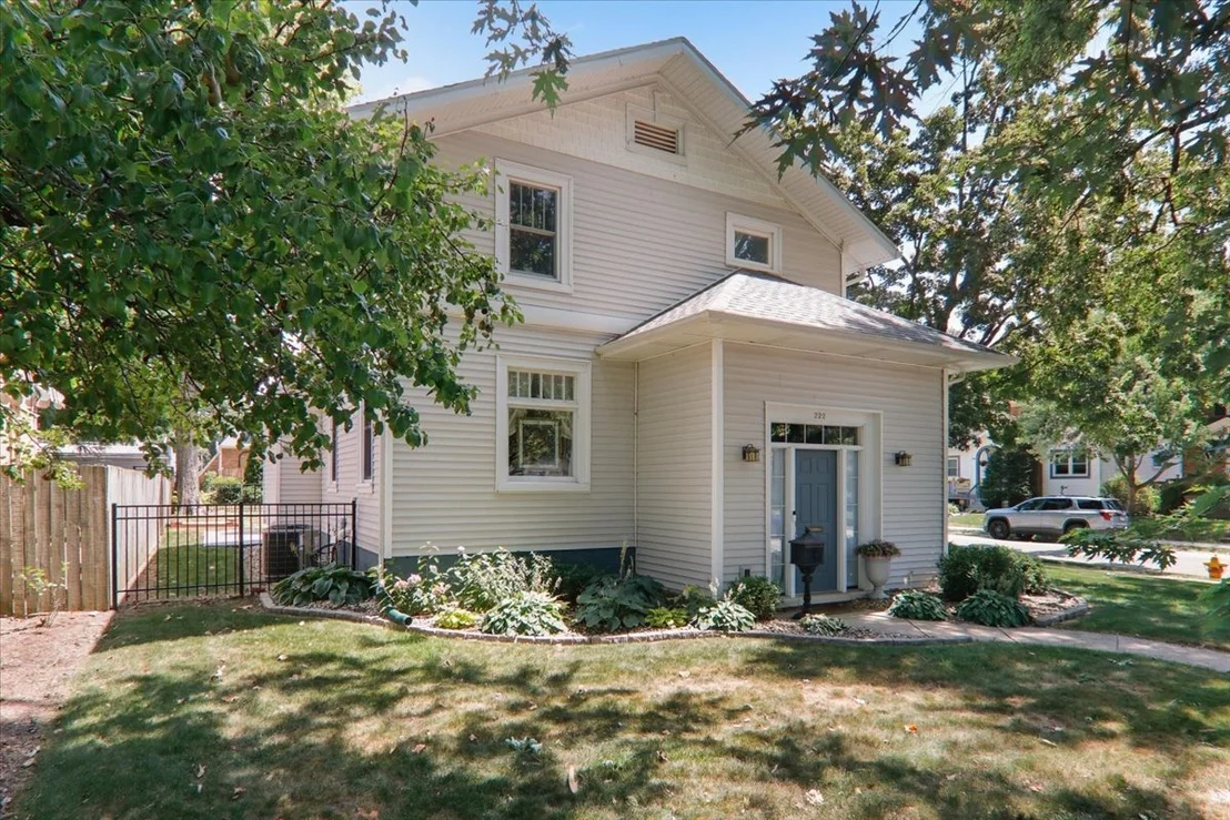 Photo of 222 S Florence Avenue