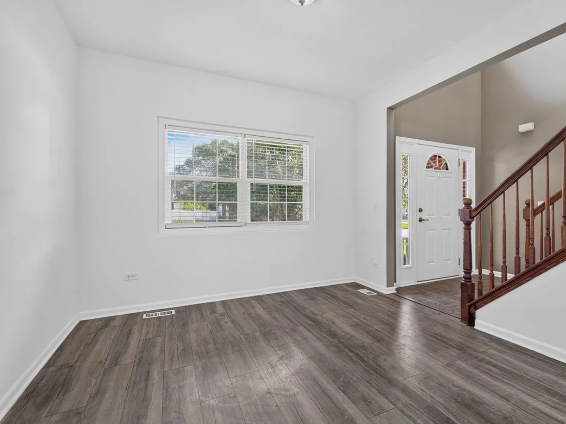 Photo of 1010 Heritage Drive