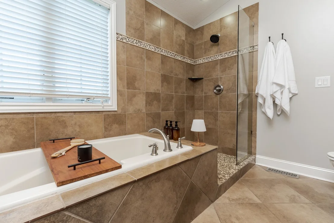 Photo of 17 Waterside Circle