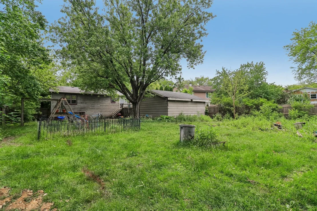 Photo of 332 Everett Avenue