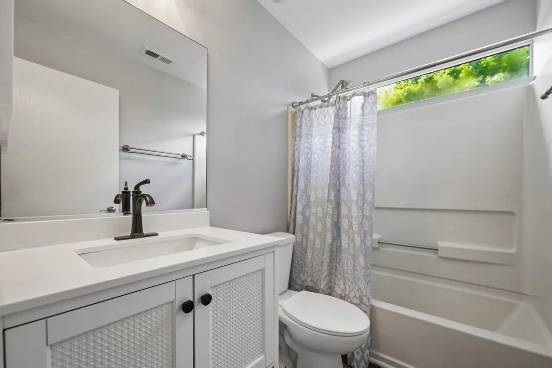Photo of 501 Bloomfield Drive