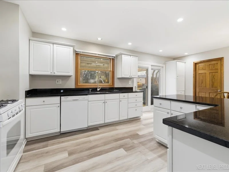 Photo of 1503 Amherst Drive