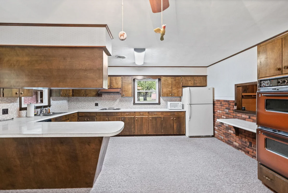 Photo of 414 Gilliland Road