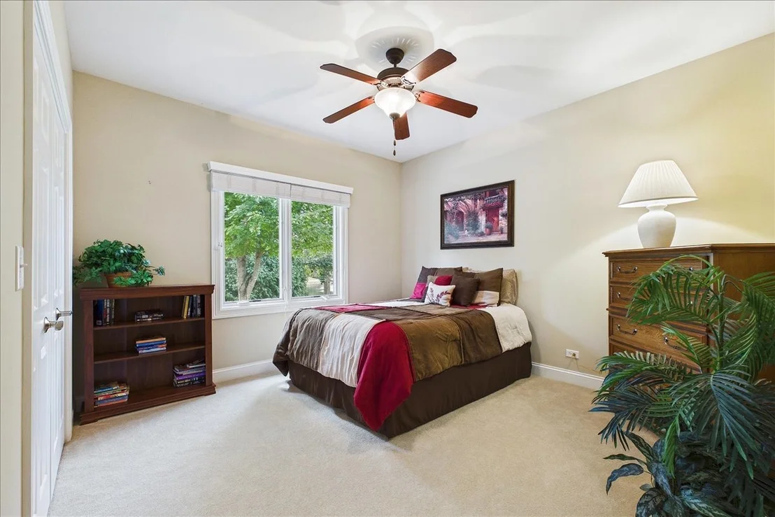 Photo of 24913 Thornberry Drive