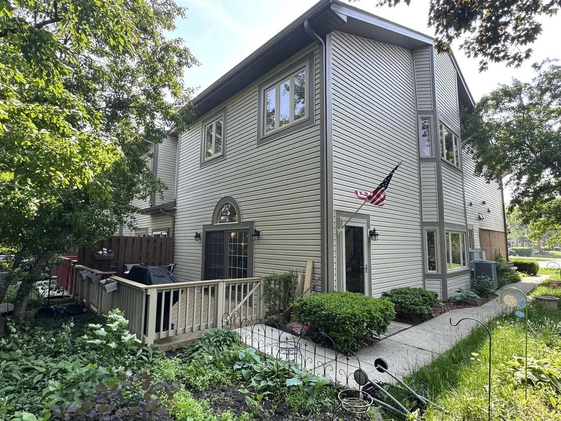 Photo of 1009 Arbor Court
