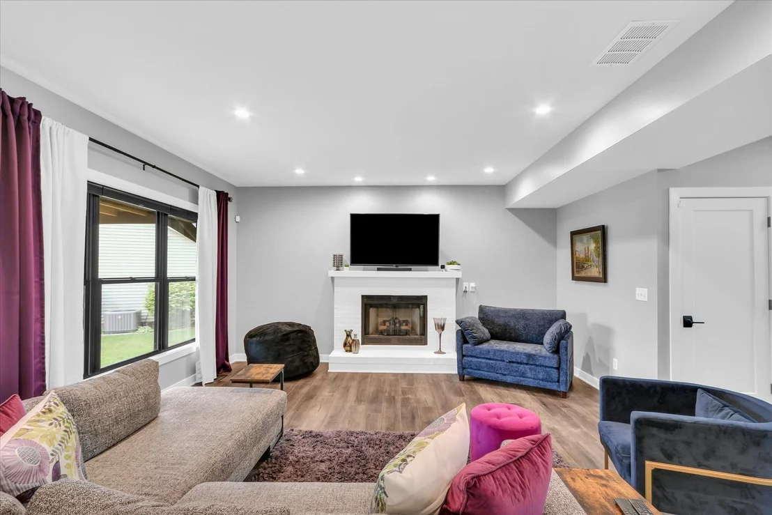 Photo of 4111 Crail Road