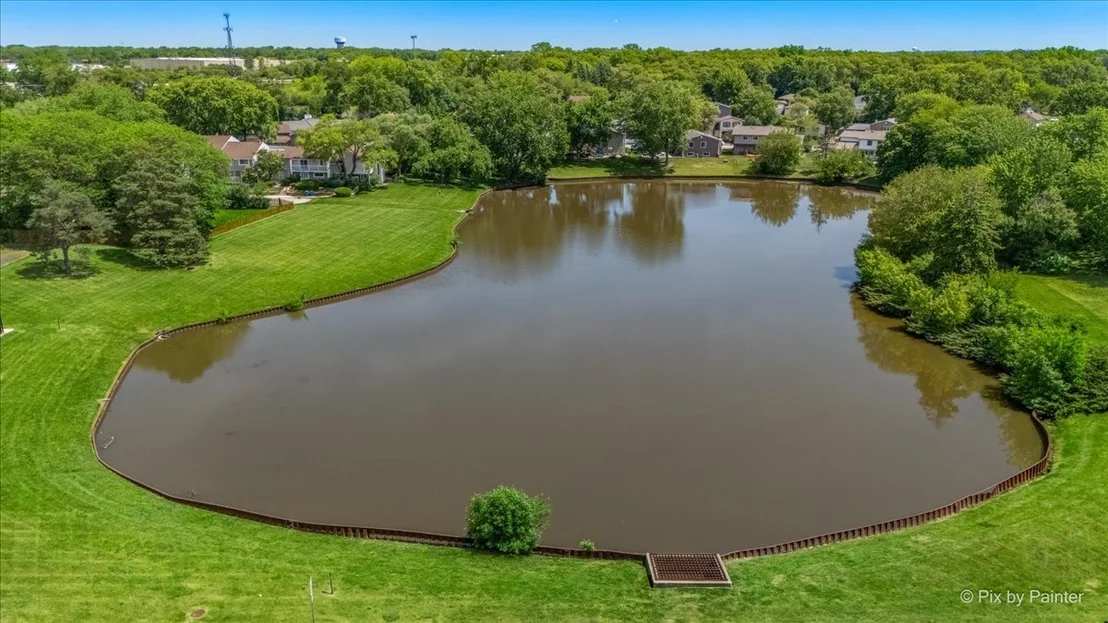 Photo of 858 SHOREWOOD Drive