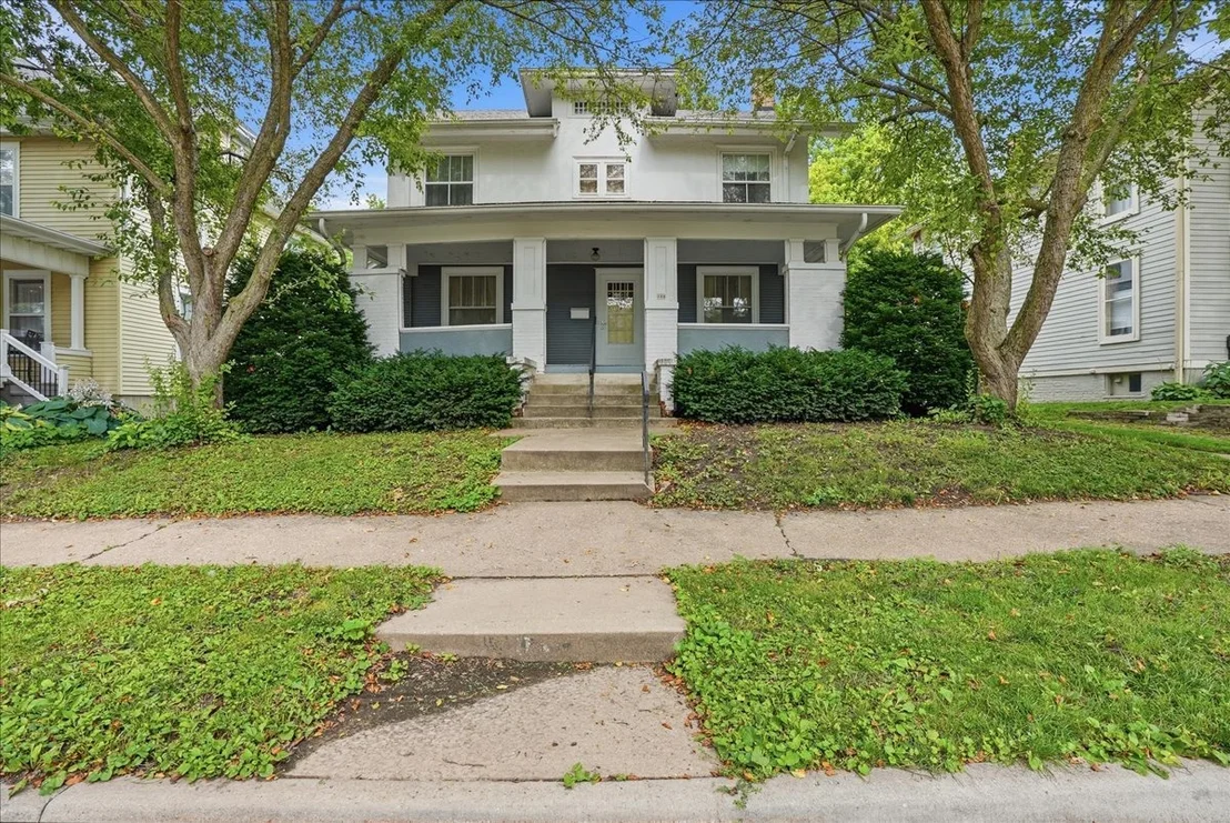 Photo of 104 Fairview Avenue