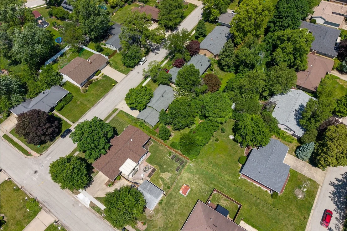 Photo of 218 Cambridge Drive
