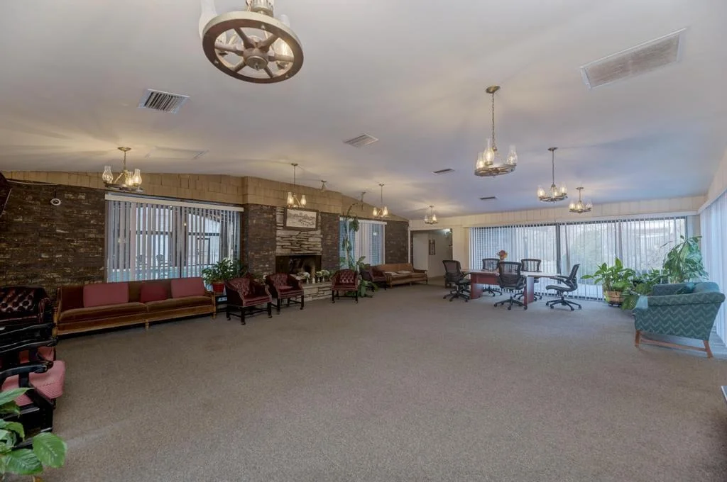 Photo of Unit B303 at 830 Elder Road