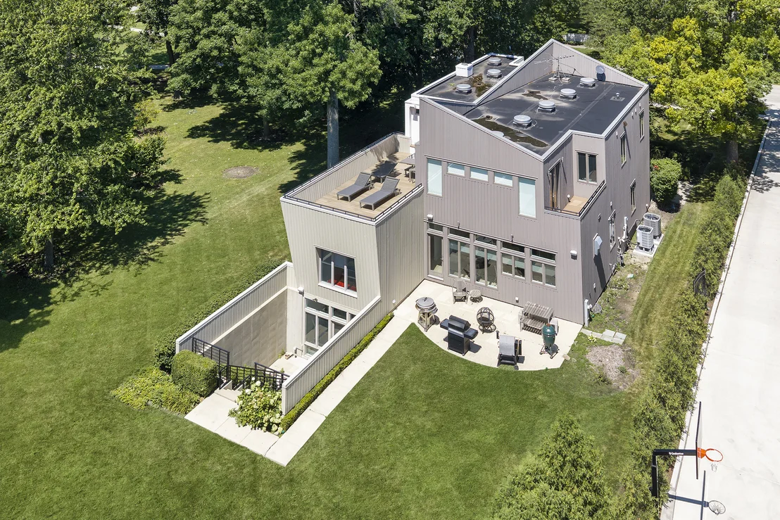 Photo of 246 Beach Road