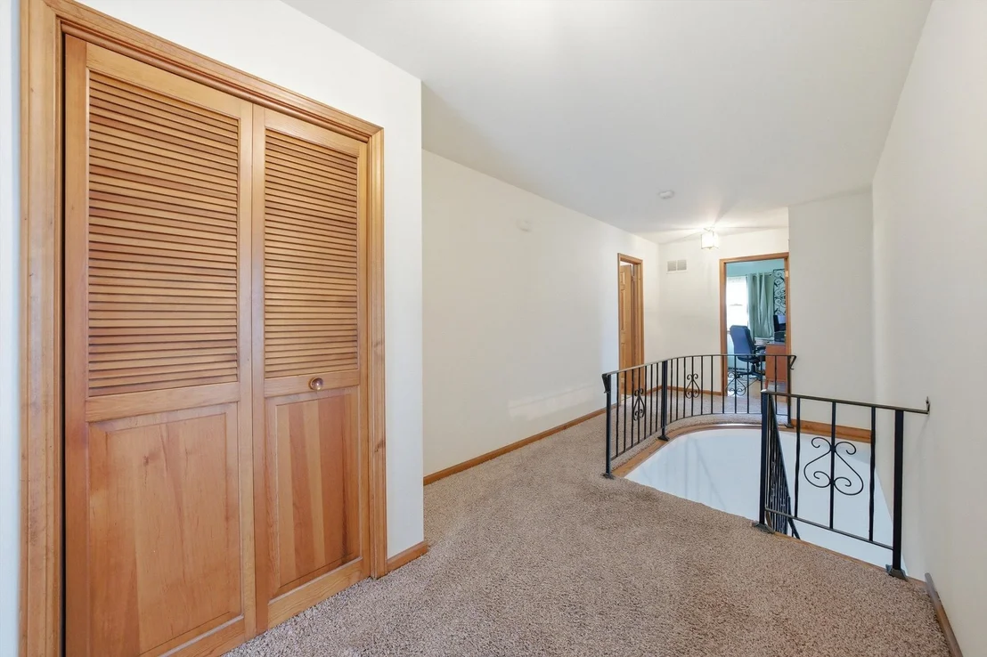 Photo of 2919 Embassy Row
