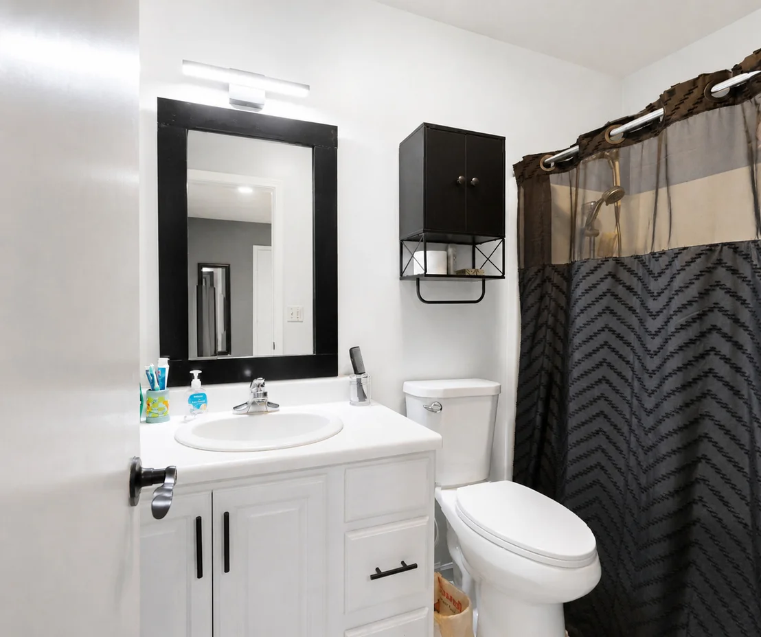 Photo of 908 Edgewood Drive