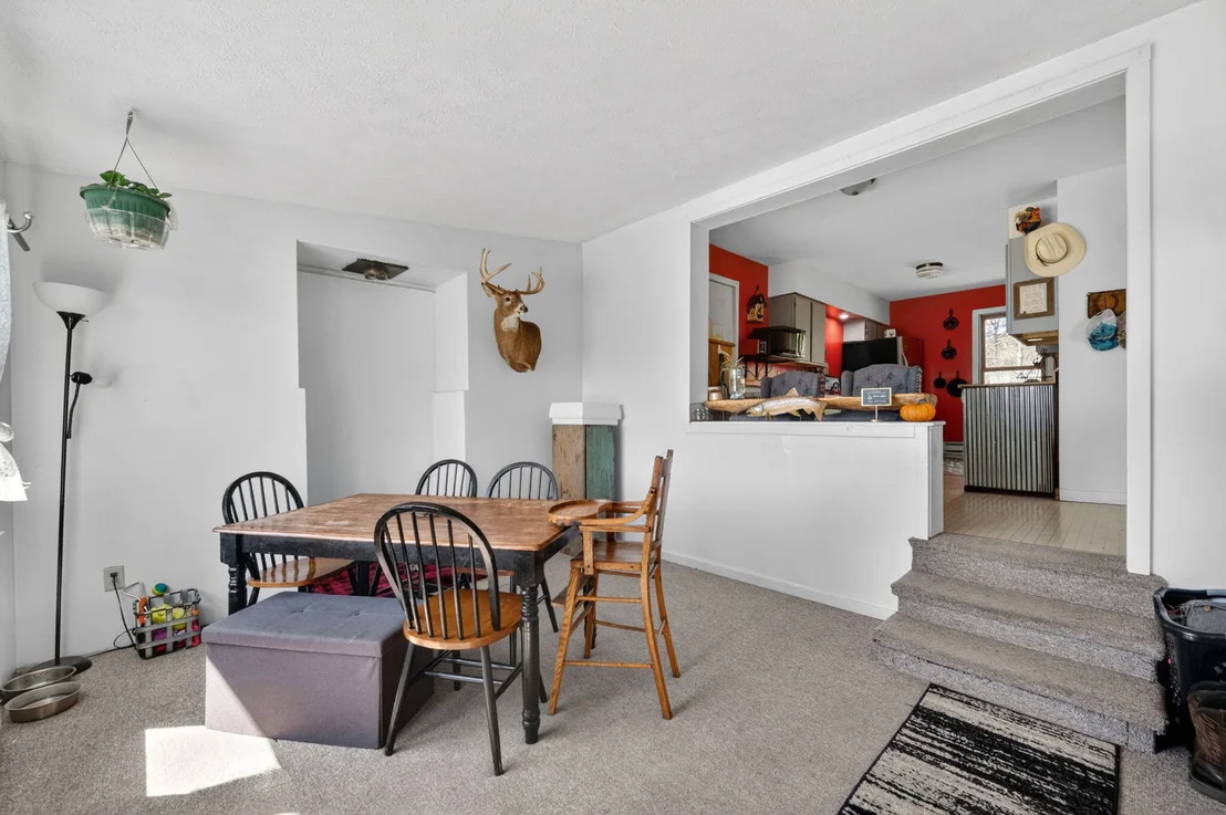 Photo of 13730 Center Road