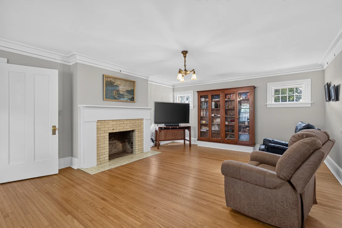 Photo of 1333 Ottawa Avenue