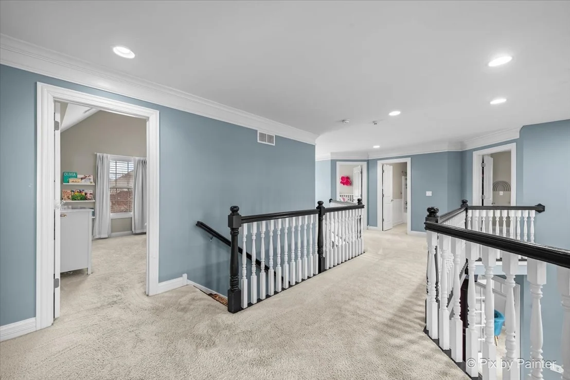 Photo of 647 Bennett Drive