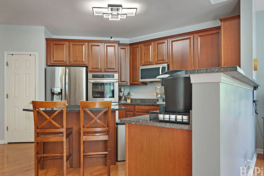 Photo of 4570 Loyola Drive