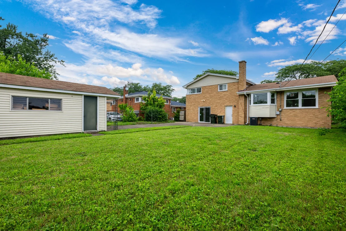 Photo of 7745 Beckwith Road
