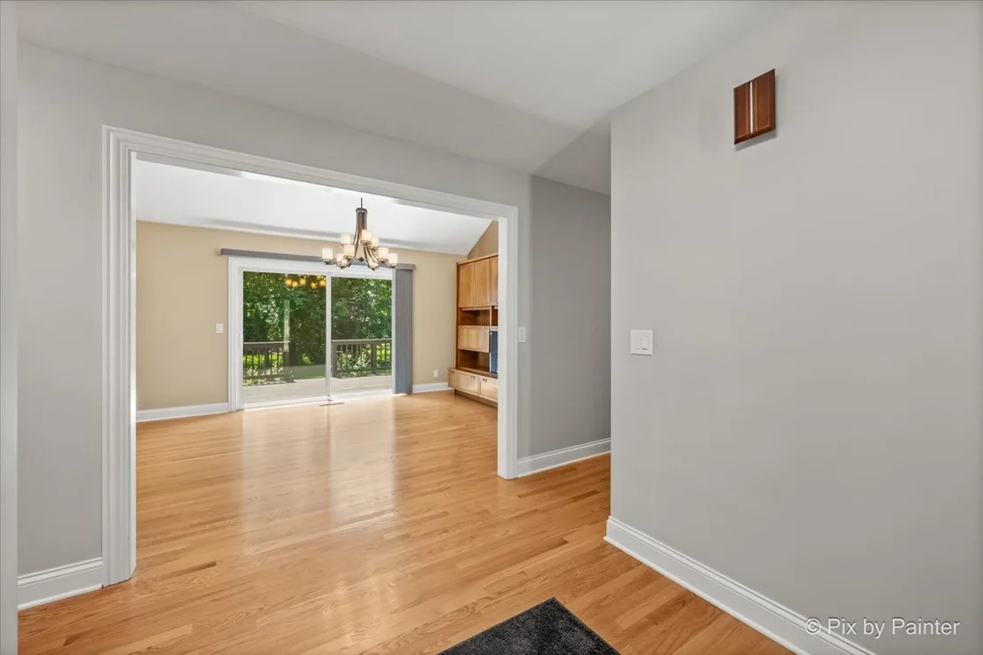 Photo of 725 N Vista Drive