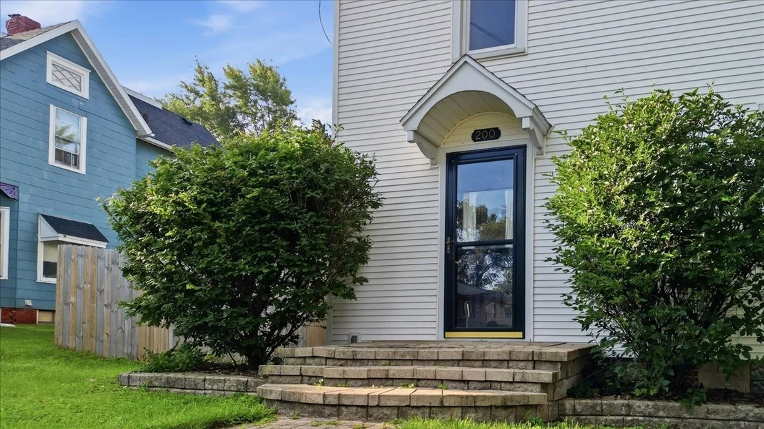 Photo of 200 E North Street
