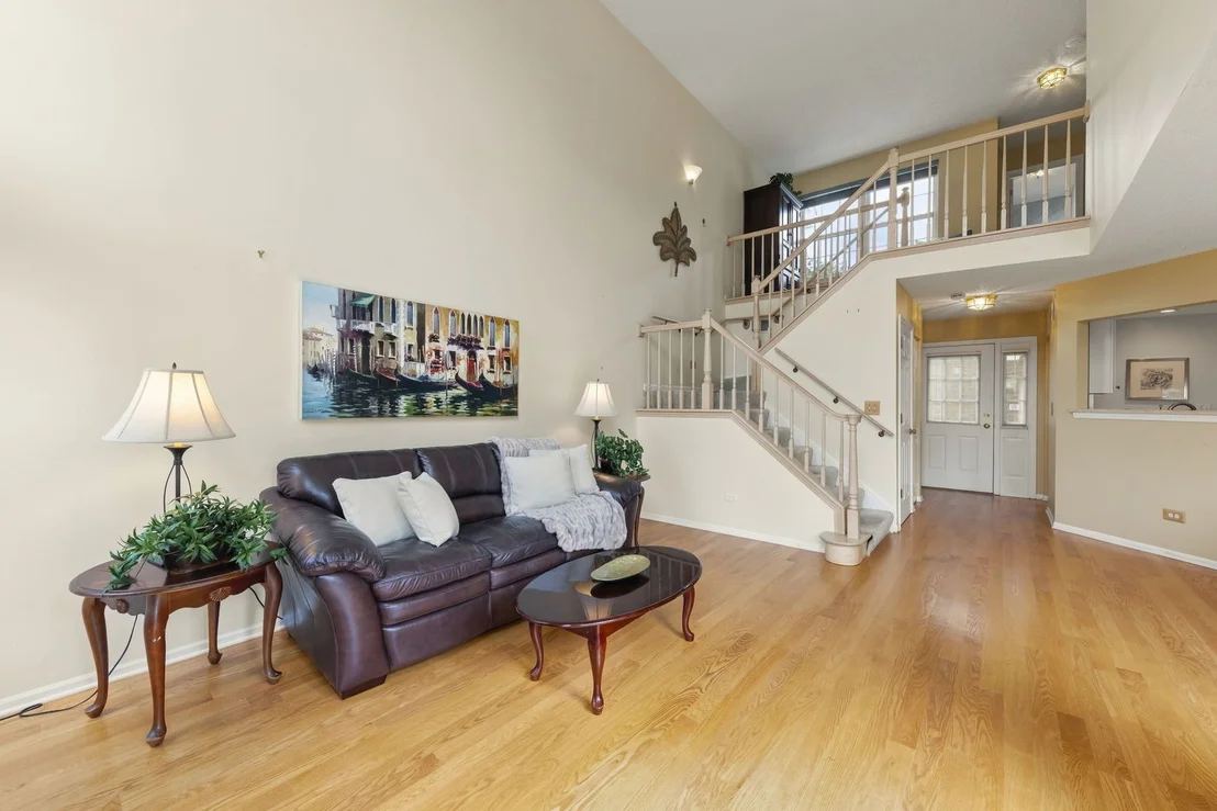 Photo of 314 CIMARRON Road