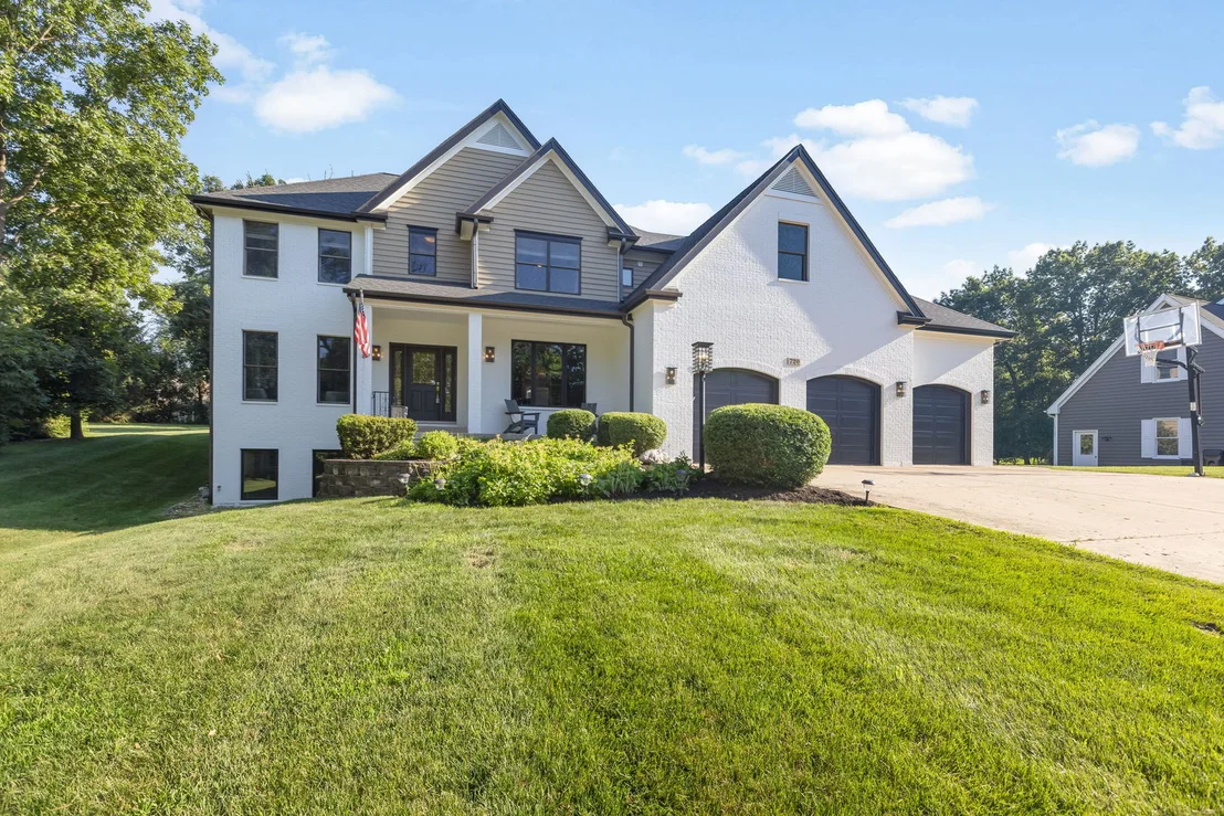 Photo of 720 Saddle Ridge