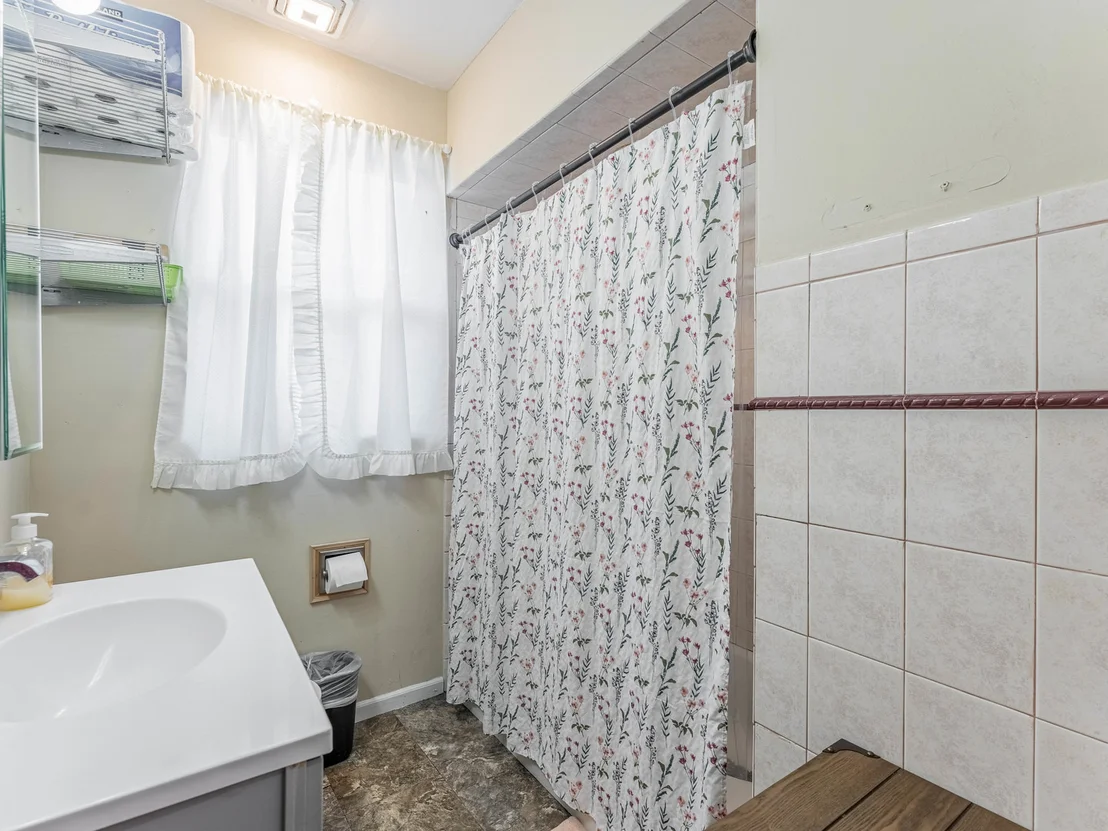 Photo of 1333 Willow Avenue