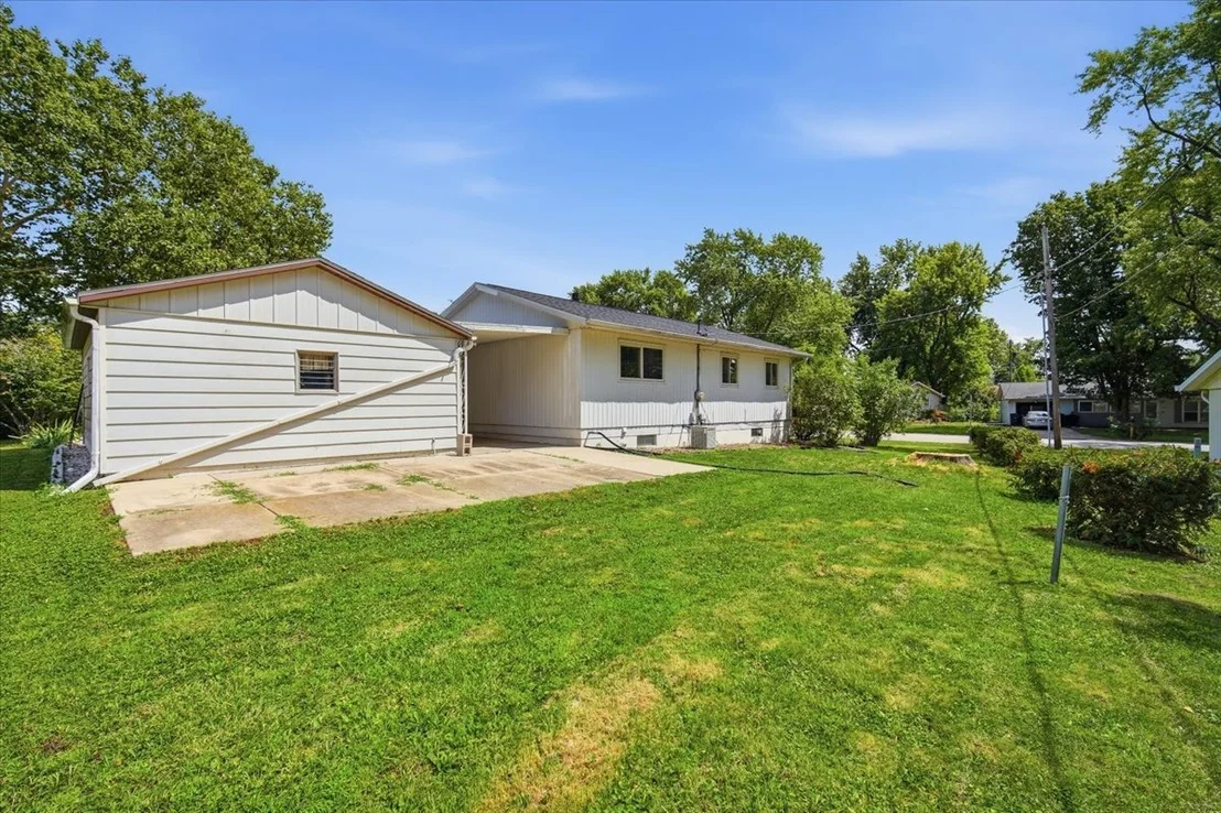 Photo of 1302 Pinehurst Drive