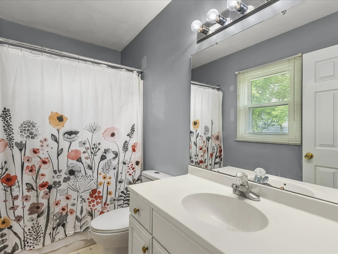 Photo of 1071 Arapaho Drive