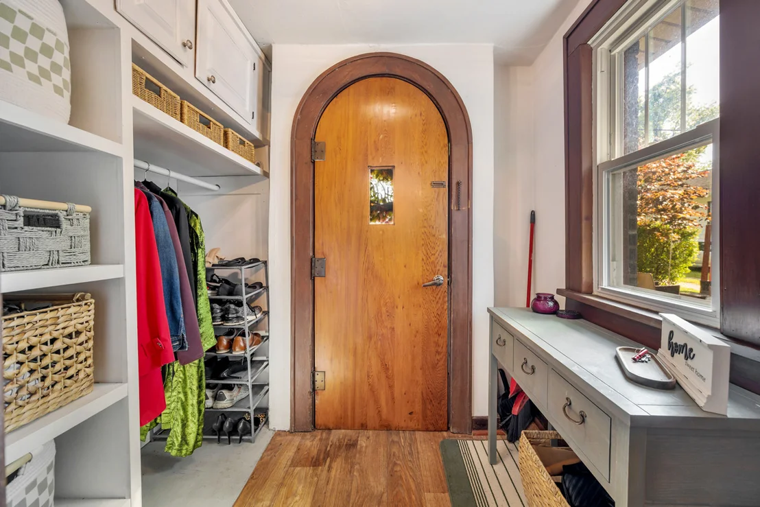 Photo of 1078 Greenview Avenue