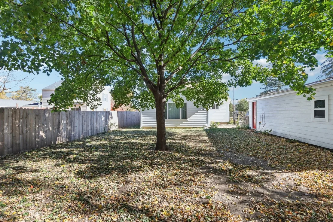 Photo of 420 Willow Road