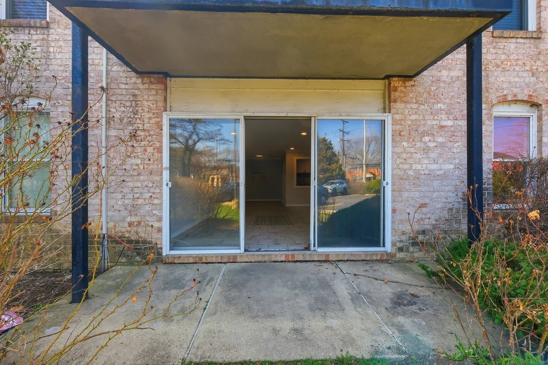 Photo of Unit 116 at 5001 Carriage Way Drive