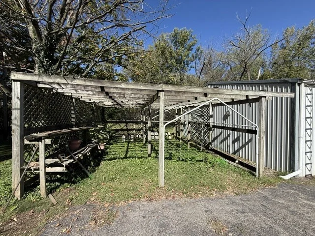 Photo of 389 N 2629th Road