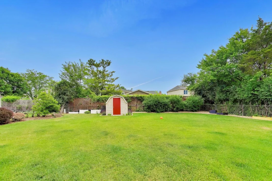 Photo of 650 Nassau Drive