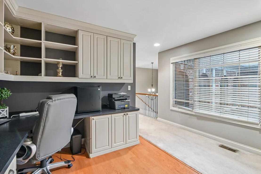 Photo of 343 Arbor Glen Boulevard