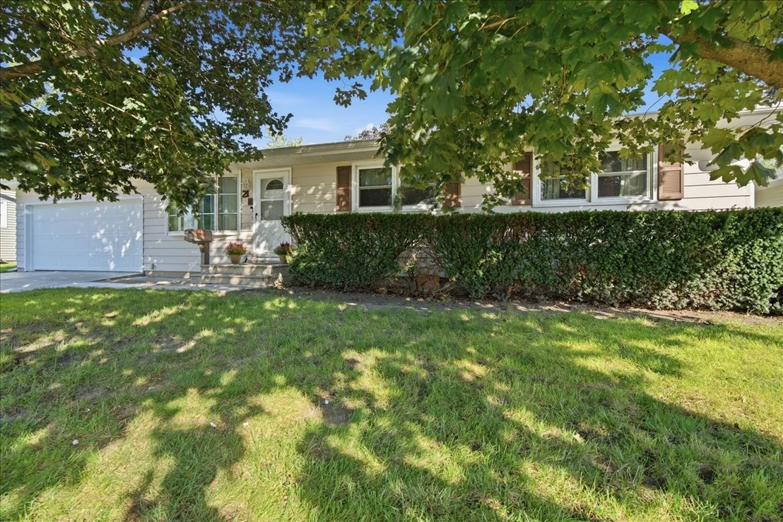 Photo of 21 Brookwood Drive