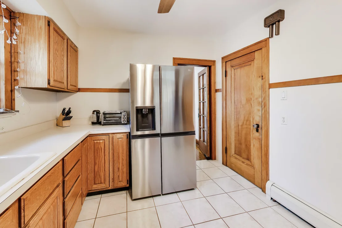 Photo of 934 Circle Avenue