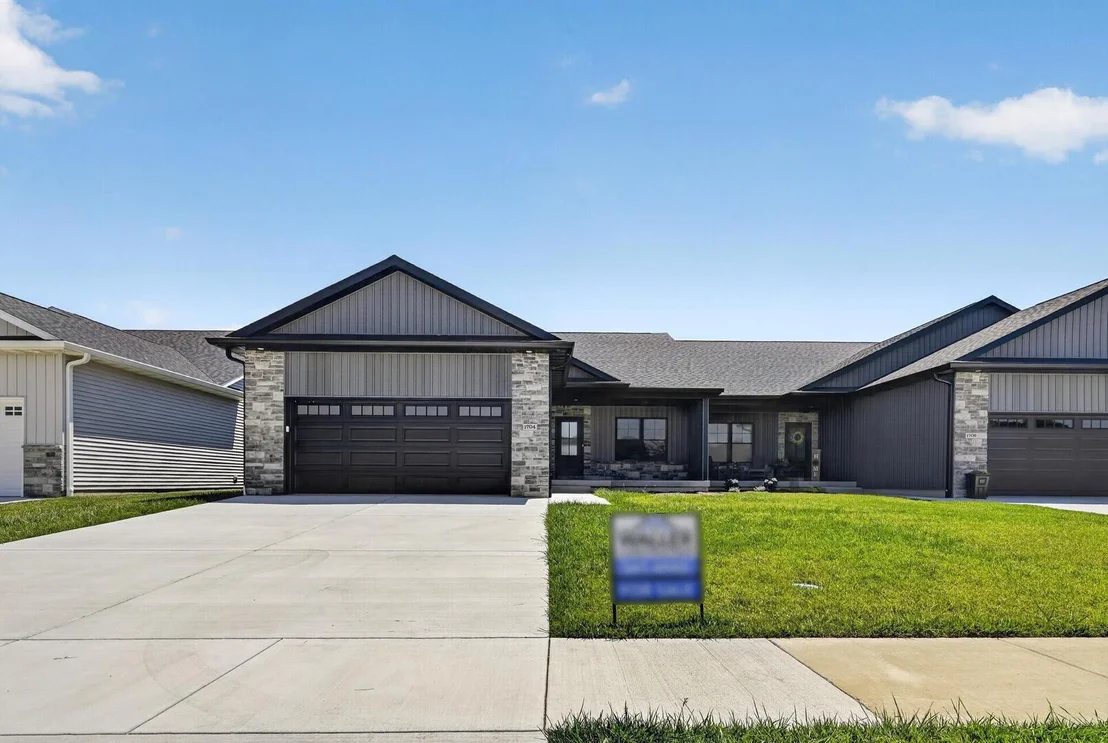Photo of 1704 Blenheim Drive