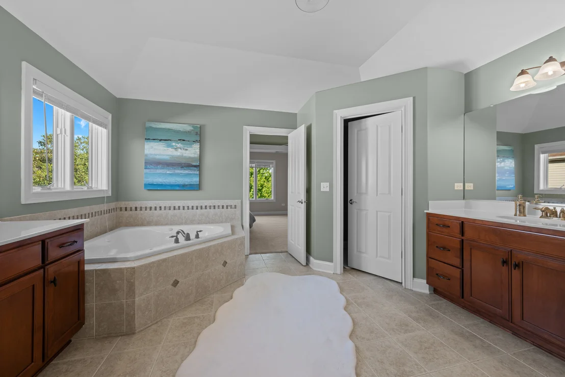 Photo of 402 Deerfield Drive