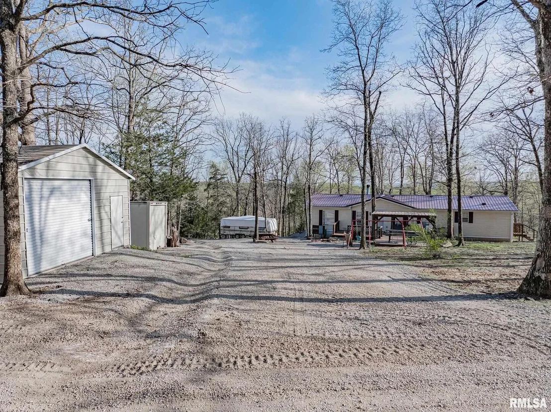 Photo of 565 Dutton Chapel Road