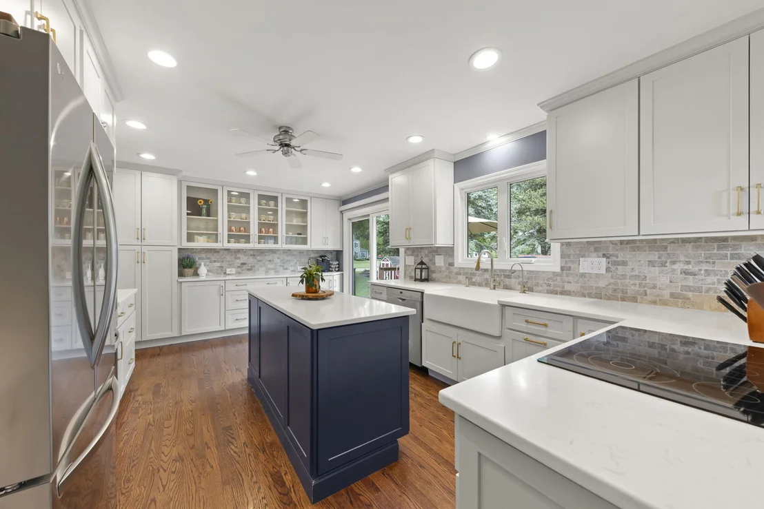 Photo of 3N149 Lynn Drive