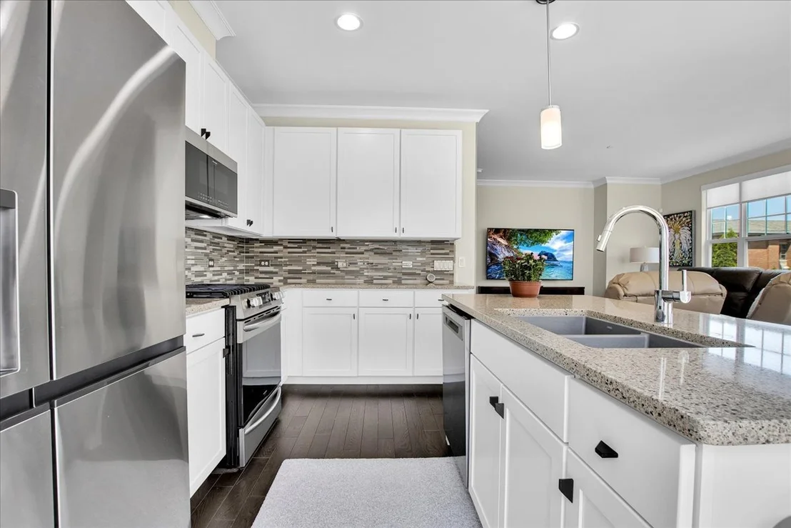 Photo of 300 Lexington Lane