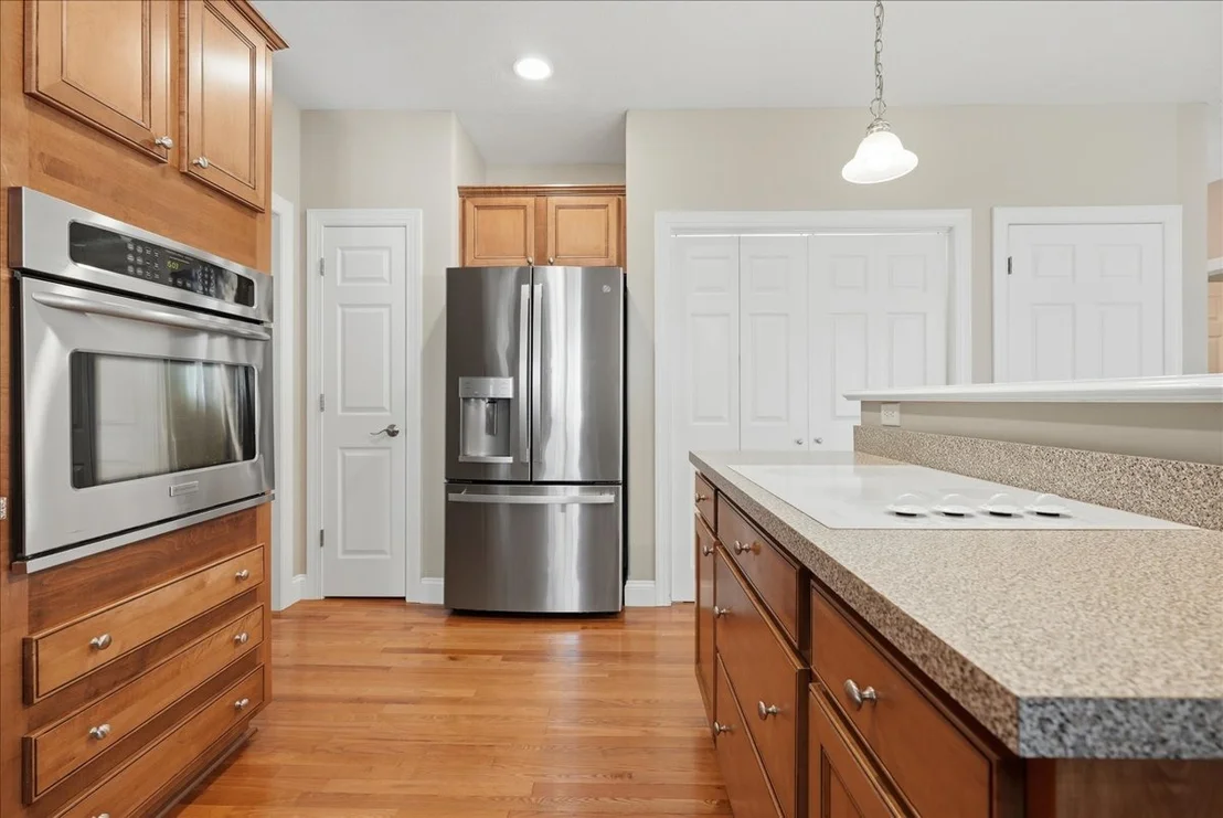Photo of 2202 Bloomingdale Road