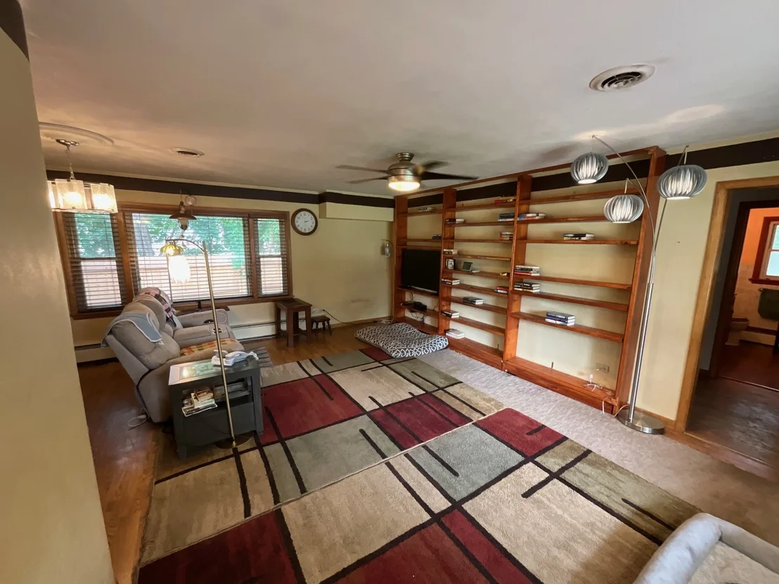 Photo of 852 Carr Street