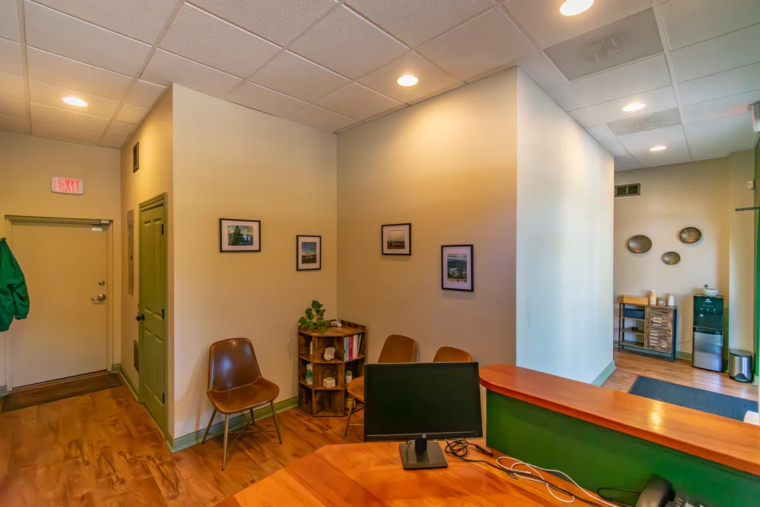Photo of Unit 1 at 1355 W Washington Boulevard