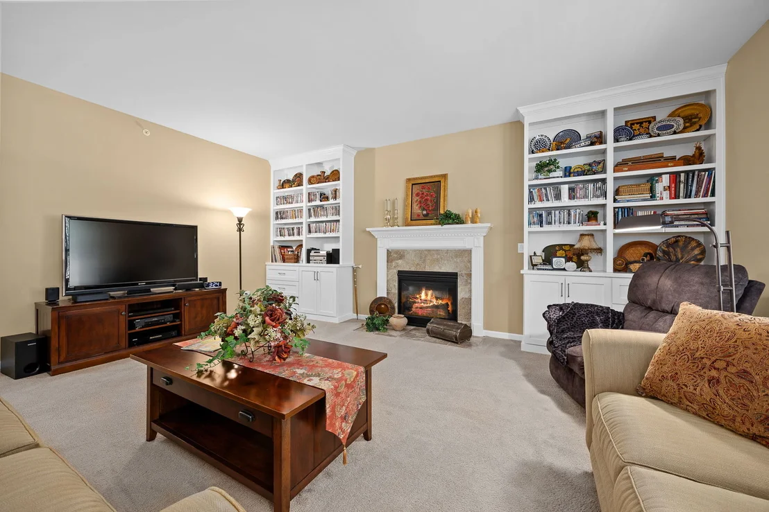 Photo of 1707 Pondview Drive
