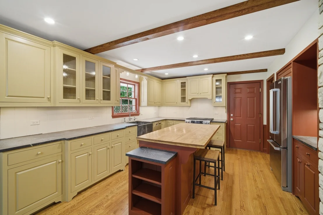 Photo of 237 Beachview Lane