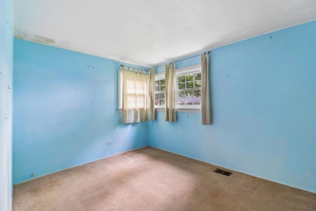 Photo of 2206 Hawk Lane